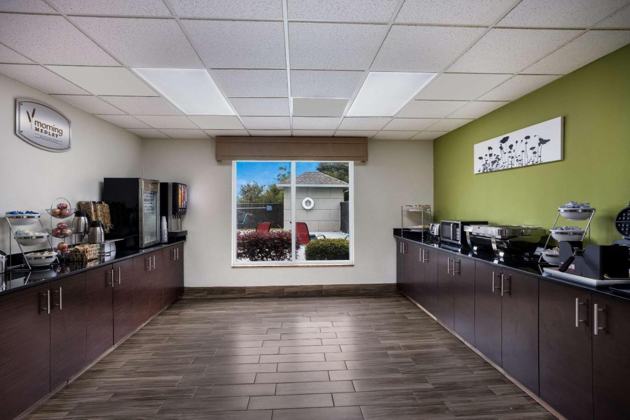 Sleep Inn & Suites Βαλντόστα Εξωτερικό φωτογραφία